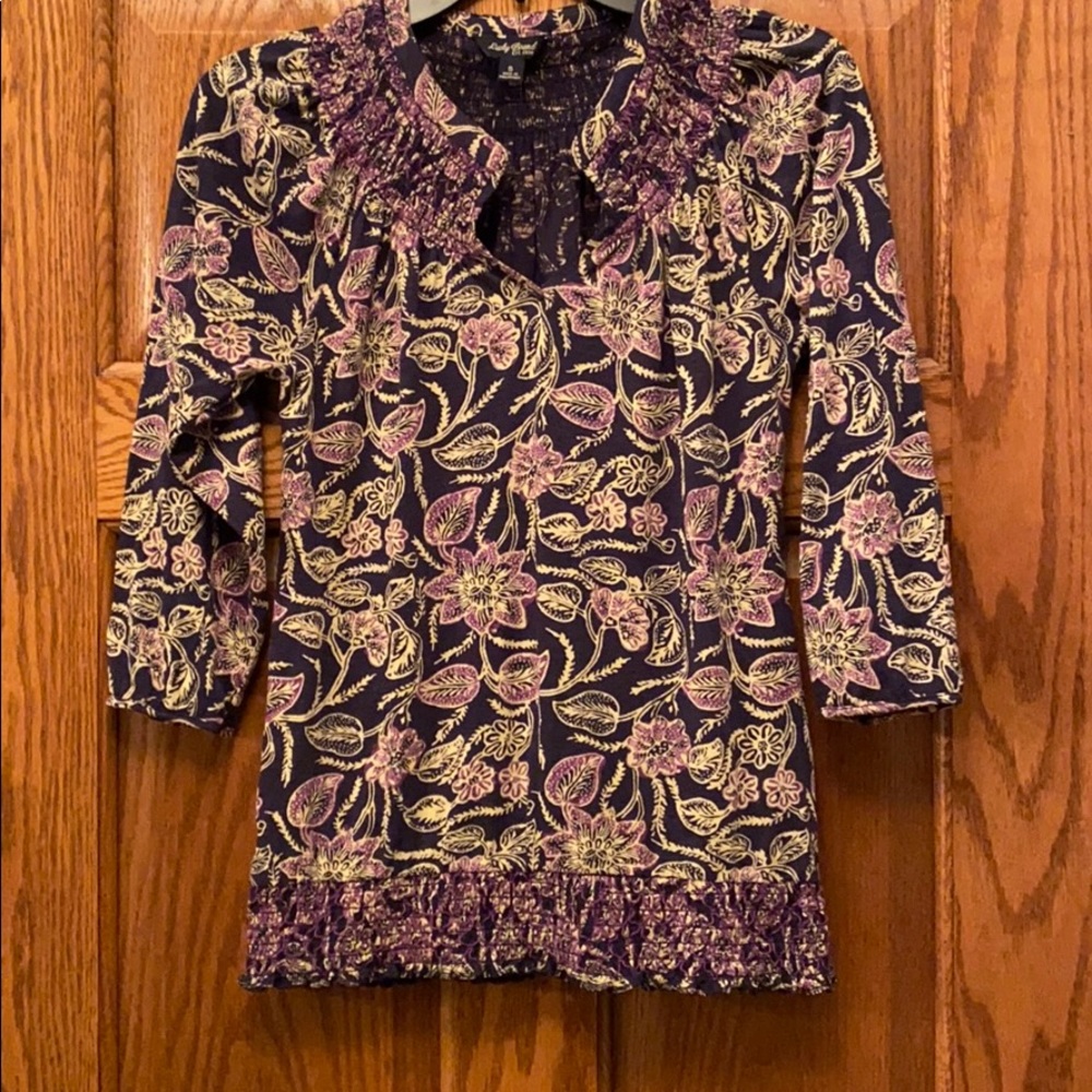 Paisley women’s 3/4 length sleeve shirt.